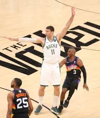 Game 4 bucks 109, suns 103. Suns Crowder Bucks Lopez Could Be X Factors In Nba Finals Game 2