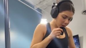 Jessica Fernandez: Twitch streamer films man staring at her 'like a piece  of meat' at the gym | news.com.au — Australia's leading news site