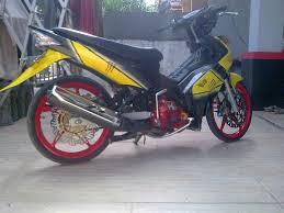 Kumpulan gambar modifikasi jupiter mx thailook style. Modifikasi Yamaha Jupiter Mx Dual Muffler Keren Abis Motorblitz