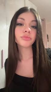 Melissa Pitre's Instagram, Twitter & Facebook