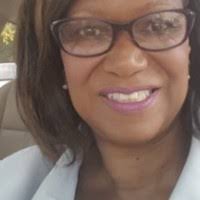 Elizabeth Appling's Instagram, Twitter & Facebook