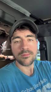 @traecrowder's video Tweet
