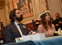 Nato a brescia da roberto, meccanico, e daria, ha una sorella, paola. Brescia Omar Pedrini Si E Sposato A Palazzo Loggia