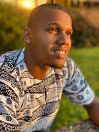 Aaron Ream's Instagram, Twitter & Facebook