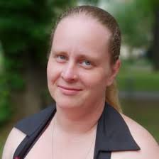 Putzfrau und Putzhilfe bei Pflegix: Verfügbarkeit in Halle (Saale) prüfen