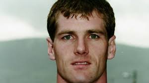 Alan Ewing: Linfield and Coleraine pay tribute to former player who passed  away aged 52