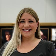 Amy Stenberg's Instagram, Twitter & Facebook