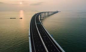 Jembatan vasco da gama dibangun guna memperlancar mobilitas pembukaan world fair pada 1998. Belasan Fakta Tol Laut Terpanjang Dunia