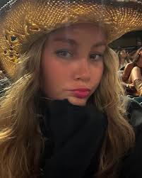 Madison Rush (@madison_rush01) • Instagram photos and videos