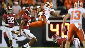 Focusing on one game can turn an nfl gm into a fool. Deshaun Watson Destroyed By Alabama Defender Responds W National Championship Winning Touchdown Youtube