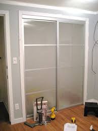 Amazing Sliding Closet Door Makeovers Sliding Closet Doors Sliding Closet Doors Makeover Door Makeover Diy Mirror Closet Doors Sliding Closet Doors