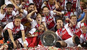Donny van de beek plays the position midfield, is 24 years old and 181cm tall, weights 76kg. Der Sport Tag Im Ticker Alle Infos Aus Bundesliga Premier League Primera Division Bei Rund Um Den Ball Am 28 06