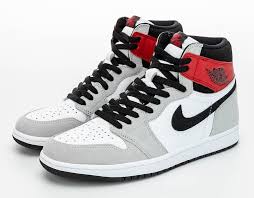 Jordan 1 Retro High Og White Black Light Smoke Grey Grade Buy Cheap Air Jordan 1 High Og Light Smoke Grey Ua For Sale Online