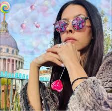 I'm in need of help.... My girl 8 months old constantly has diarrhoea...  I've seen vet 2 weeks ago he have her 3 Injections and antibiotics for  stomach infection and skin infection.