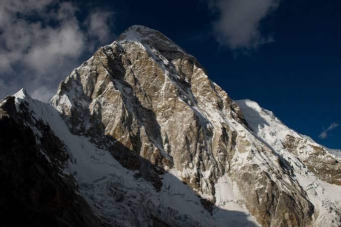 Mountain communities, climbers and scientists sound alarm from Everest and  call for world leaders to decarbonise now - ICIMOD