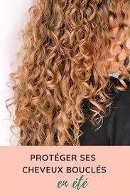 Comment Proteger Ses Cheveux Boucles En Ete La Belle Boucle En 2020 Cheveux Cheveux Boucles Masque Cheveux Secs