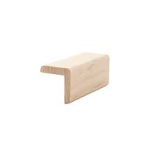 Available in matching colour 2.5m lengths. 1 3 4 X 1 3 4 Hard Maple O S Corner B939
