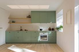 013 Marc Goodwin Ortraum Mk5 Kitchen Jpg 2 000 1 333 Pixels Armario De Cozinha Rustico Cozinhas Modernas Cozinhas Domesticas