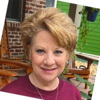 Susan Ashworth's Instagram, Twitter & Facebook