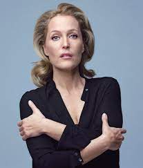 Twitter tumblr facebook pinterest instagram website : Gillian Anderson Is Ready To Revisit Dana Scully