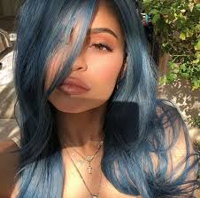 A Tan Skin Always Looks Good In A Blue Hair I Agree With This Hair From Kylie Kylie Jenner Hair Kylie Jenner Hair Color Jenner Hair