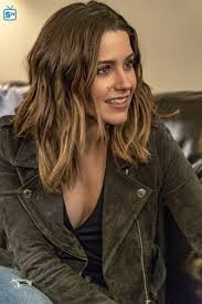 Lindsay 4x19 Sophia Bush Hair Sophia Bush Sophie Bush