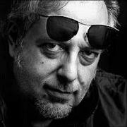 Articles, interviews and reviews from Ernesto De Pascale: Rock's Backpages.