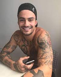 maria filha de um traficante meninas tatuadas loiras tatuadas fotos tumblr de meninos