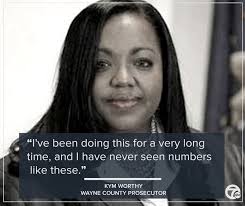 Wayne County Prosecutor Kym Worthy joined us to talk about spiking rates of  domestic violence in the 7 UpFront segment tonight. See the full interview  here: bit.ly/3seaTAj