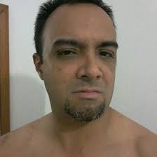 Evandro Rodrigues's Instagram, Twitter & Facebook