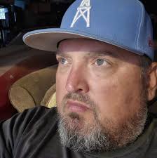 Vickie is the Crappie Queen of Weiss Lake 🤩🎣🇺🇸 #slabsamich #marina  #lakelife #crappie #weisslake