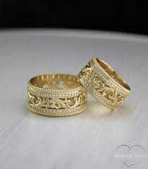 Unique Vine And Filigree Wedding Bands Set Nature Couple Rings In Vintage Style His Her Promise Bands Wide Wedding Set 14k Gold Rings In 2021 Filigree Wedding Band Wedding Band Sets