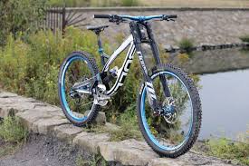 Das Wild Core Bulls Wild Core 27 5 Mixed Emotion Federgabel Fahrwerk Bremsanlage
