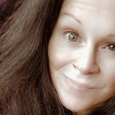 Brooke Calhoun's Instagram, Twitter & Facebook