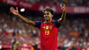 Yamal brilha, Espanha goleia Cro&aacute;cia com direito a 'ol&eacute;' e segue 100% na Nations League - ESPN