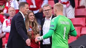 Ông từng được bầu chọn là thủ môn xuất sắc nhất thế giới năm 1992 và 1993. Euro 2021 Peter Schmeichel Eriksen S Wife Thought He Had Passed Away Marca