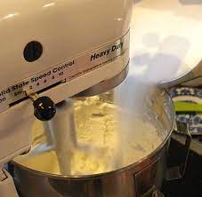 Whip sugar, egg yolks and cornstarch in mixer bowl on speed 5. Mixing Method Creaming Craftybaking Formerly Baking911