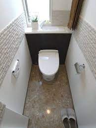 奥に手洗い器ってどうなんだろうか 狭くてもかっこいいトイレ small restroom モダン トイレ トイレ インテリア トイレ おしゃれ