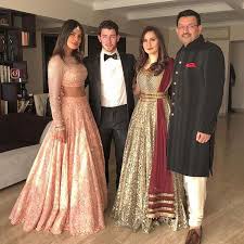 Priyanka Chopra Jonas Priyankachopra Instagram Photos And Videos Indian Wedding Outfits Priyanka Chopra Wedding Indian Outfits