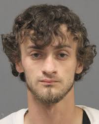 Theft spree ends with man's arrest