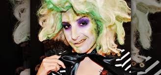Here's an easy and totally rad costume that takes under 15 minutes to do paying tribute to the ghost with the most, babe. How To Create A Rotting Beetlejuice Makeup Look For Halloween Makeup Wonderhowto