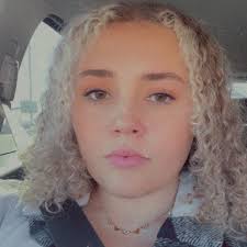 Alyssa Sharp (@lyssasharp24)