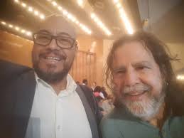 Hoy tuve la oportunidad de conversar sobre la necesidad de promover una  economía social de la creatividad desde la investigación y las políticas  culturales, en un panel sobre investigación, innovación y desarrollo