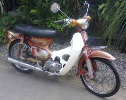 Apalagi saat dirawat dan di modifikasi. Acuan Modifikasi Honda C70 Nyentrik Dan Nyenengin Motogokil