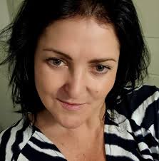 Hi all knowing foodies. I am looking for an upmarket or fine dining  restaurant for some guests of mine that offers a fully vegan menu or  tasting menu. If it is a