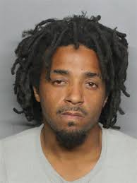 Man charged with aggravated battery, assault