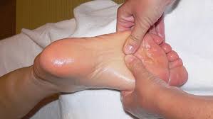 妊婦 足 の 裏 が 痛い