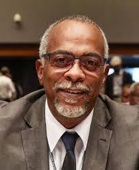 Maurice Barrett's Instagram, Twitter & Facebook