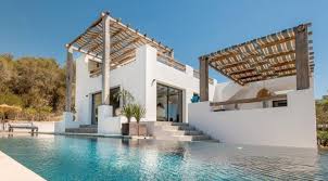 Encuentra las 3 imágenes, fotos y carteles de la película a casa por vacaciones en sensacine.com. Infinity Pool En Villa En Ibiza Casas De Playa Rusticas Casas Casas De Playa Modernas