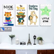 Kalau kamu tinggal di tempat terbatas seperti kost atau apartemen studio, wajar jika kamu merasa tidak ada cukup ruang untuk menambahkan furnitur sebagai dekorasi. Hiasan Dinding Kamar Anak Anak Hiasan Rumah Kids Pajangan Dinding Quotes Shopee Indonesia